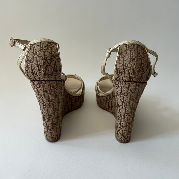 DIOR DIORISSIMO BEIGE WEDGE SANDALS - Picture 5 of 10